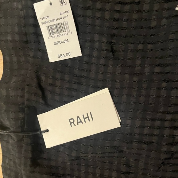 RAHI black mini skirt - Picture 2 of 3
